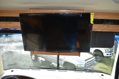 2004 HOLIDAY RAMBLER 30 ADIMIRAL MOTORHOME