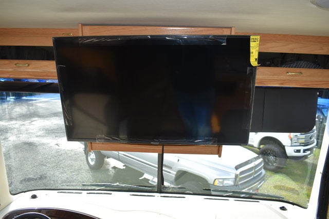 2004 HOLIDAY RAMBLER 30 ADIMIRAL MOTORHOME