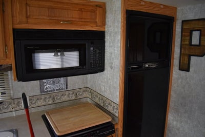 2004 HOLIDAY RAMBLER 30 ADIMIRAL MOTORHOME