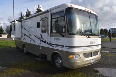 2004 HOLIDAY RAMBLER 30 ADIMIRAL MOTORHOME