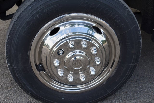 2010 Ford Super Duty F-550 DRW 176 inch W.B. 4D