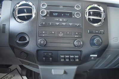 2015 Ford Super Duty F-350 DRW XL CAB & CHASSIS 2D