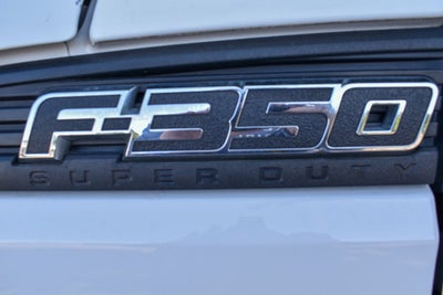 2015 Ford Super Duty F-350 DRW XL CAB & CHASSIS 2D