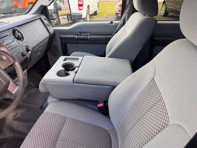 2016 Ford Super Duty F-250 SRW XLT PICKUP 4D 8 FT