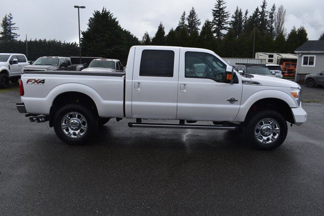 2016 Ford Super Duty F-350 SRW LARIAT PICKUP 4D 6 3/4 FT