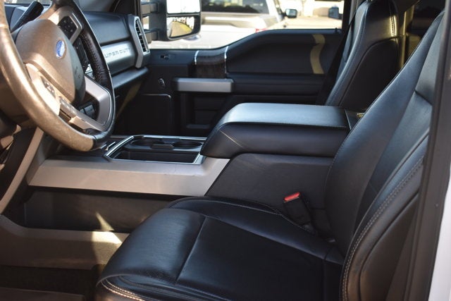 2017 Ford Super Duty F-350 SRW LARIAT PICKUP 4D 6 3/4 FT