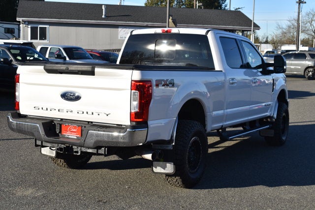 2017 Ford Super Duty F-350 SRW LARIAT PICKUP 4D 6 3/4 FT