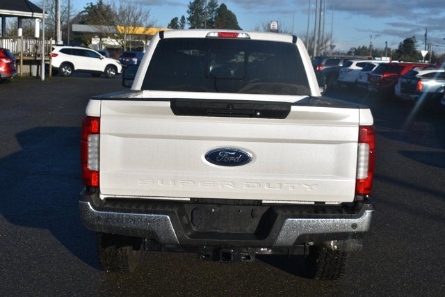2018 Ford Super Duty F-350 SRW LARIAT PICKUP 4D 6 3/4 FT