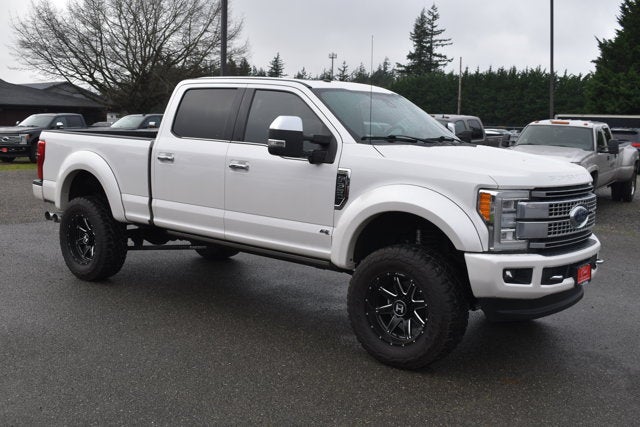 2017 Ford Super Duty F-350 SRW PLATINUM PICKUP 4D 6 3/4 FT