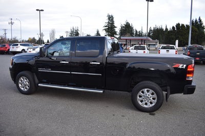 2014 GMC Sierra 3500HD DENALI PICKUP 4D 6 1/2 FT