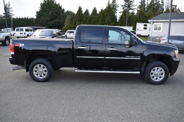 2014 GMC Sierra 3500HD DENALI PICKUP 4D 6 1/2 FT