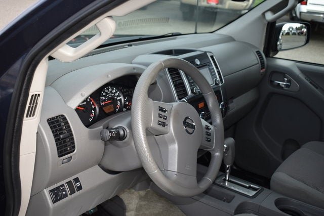 2015 Nissan Frontier SV