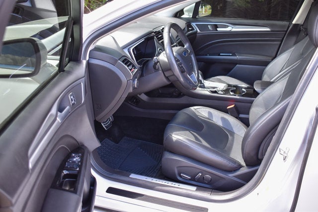 2014 Ford Fusion Titanium Hybrid