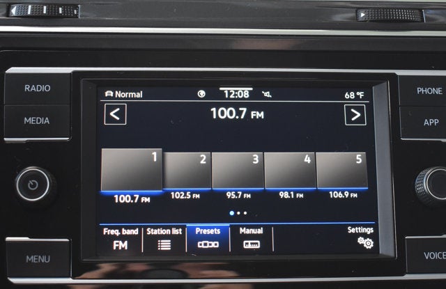 2022 Volkswagen Tiguan S
