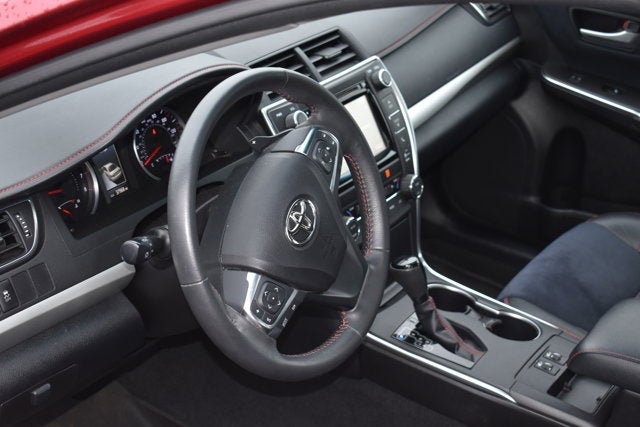 2017 Toyota Camry XSE SEDAN 4D