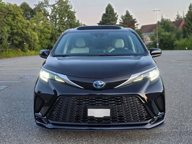2021 Toyota Sienna XSE MINIVAN 4D