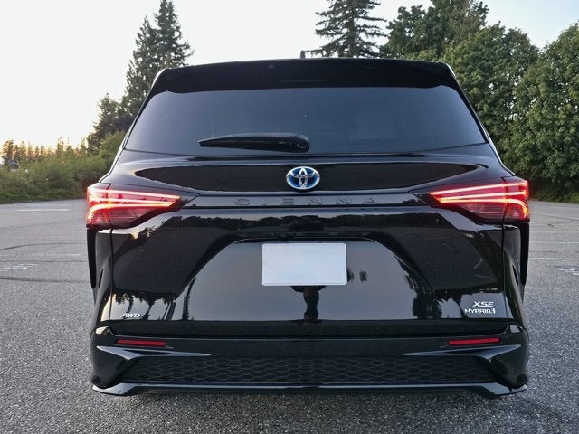 2021 Toyota Sienna XSE MINIVAN 4D